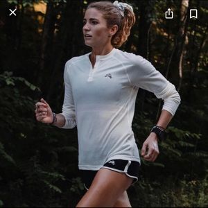 Tracksmith Fells Layer Henley